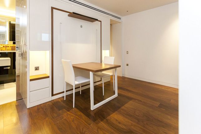 Flat 1503, 5, Moor Lane, London photo 5