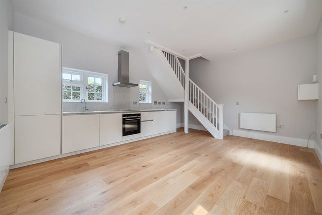 Cottage 2, Hermitage Place, Maidenhead photo 2