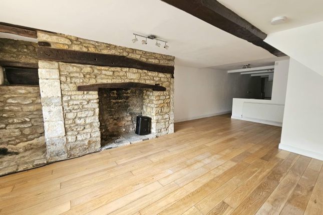 3A, Church Street, Wotton-Under-Edge photo 2