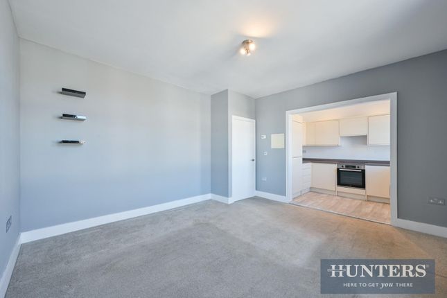 Flat 3, 11, Prince Of Wales Road, Sutton photo 3