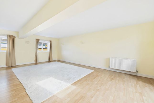 20, Cherry Tree Court, Diss photo 2