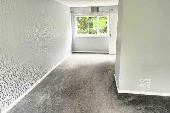 33, Frobisher Drive, Saltash photo 2