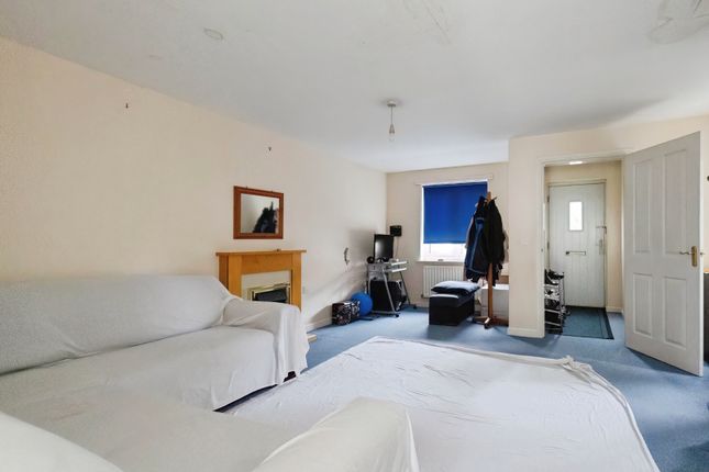 Thornway Drive, Greater Manchester photo 4