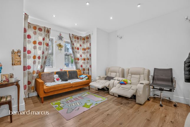 17, Grosvenor Gardens, Wallington photo 4