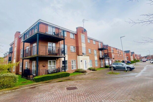 Flat to rent in Canon Lane, Rugeley