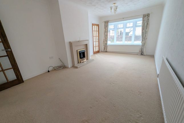196, Brecon Road, Ystradgynlais photo 3
