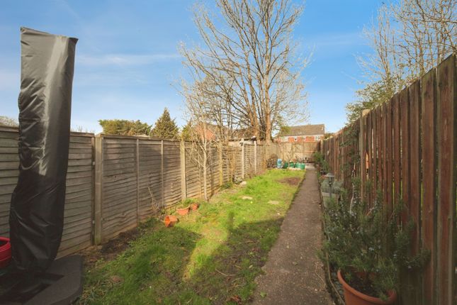 28, Letchworth Road, Luton photo 2