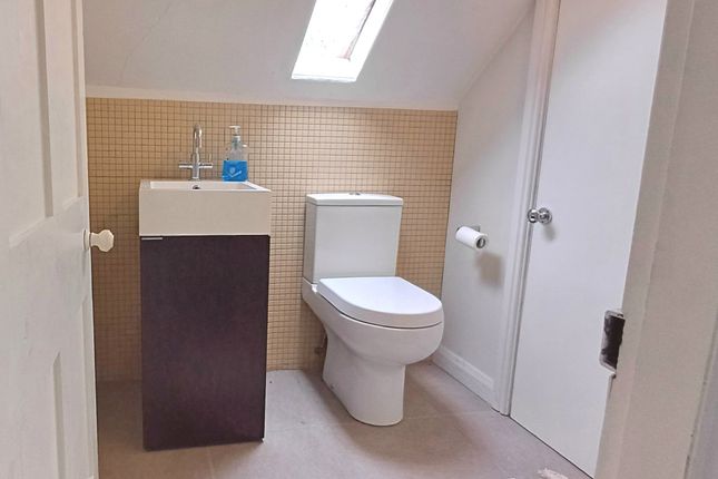 Top Floor WC