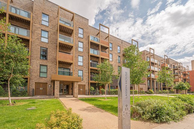 Thumbnail Flat to rent in Lassen House, Colindale, London