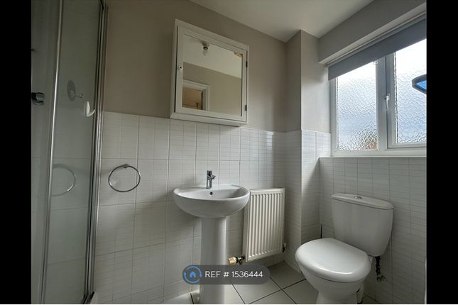 Master Bedroom Ensuite Shower Room