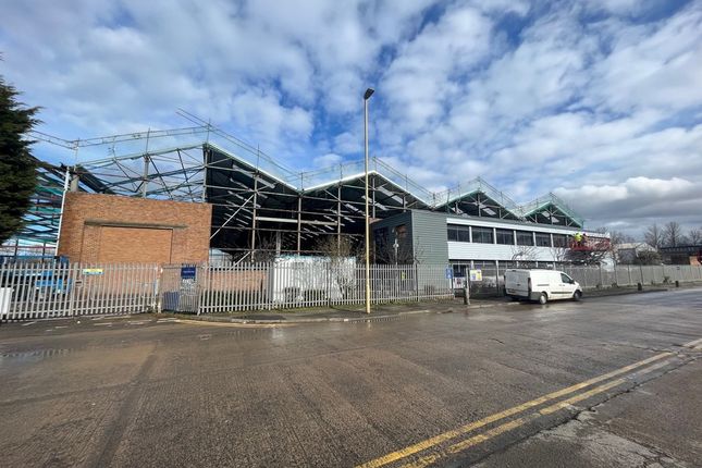 Industrial to let in Shaftesbury Avenue, South Shields, Tyne And Wear