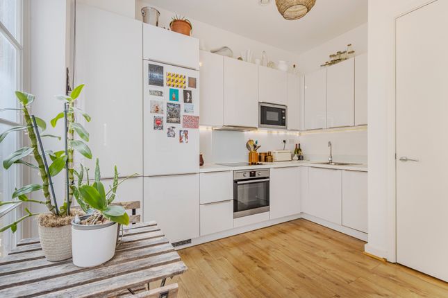 Apartment 1, 39, Jeffreys Road, London photo 4
