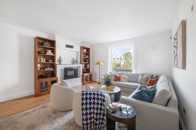 Flat 15, 16, Pembridge Square, London photo 2