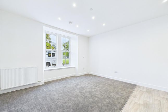 Garden Apartment 1, Stonefield House, The Square, Grantown on Spey photo 3