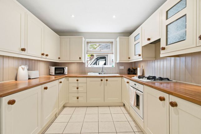 335 Slag Lane, Warrington photo 3