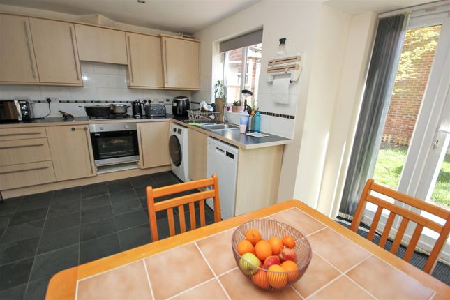 63, Maye Dicks Road, Rushden photo 3
