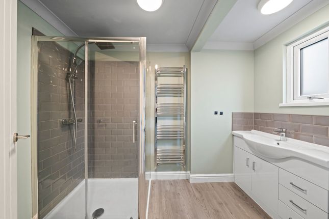 26 Sefton Road, Wigan photo 4
