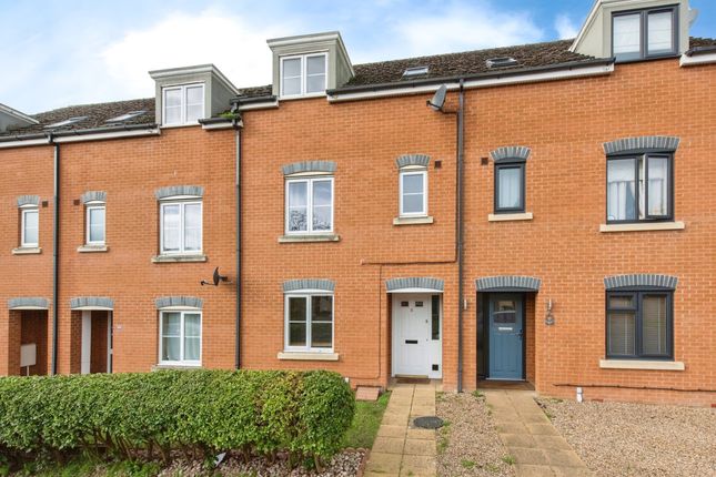 Thumbnail Town house for sale in Kingfisher Way, Mildenhall, Bury St. Edmunds