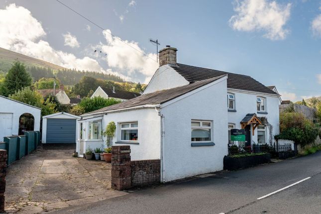 2-bed detached on Meadowside, Merthyr Road, Abergavenny, £330,000