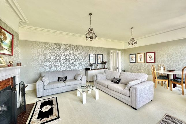 Flat for sale in Chatsworth Gardens, Meads, Eastbourne, East Sussex