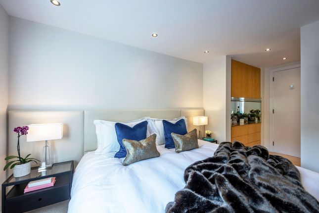 Flat 8, 9 Holbein Place, Sloane Square photo 4