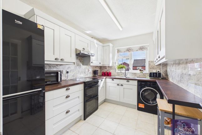 1, Hodges Close, Portskewett photo 2