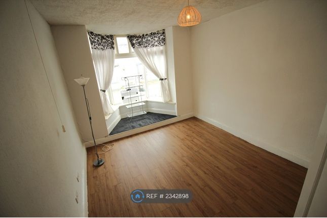 A Whalley Road, Clayton Le Moors, Clayton Le Moors photo 4