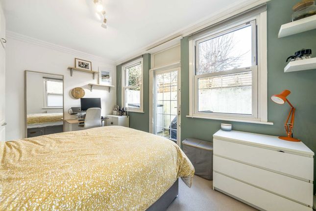 Flat 1, 6, Station Parade, London photo 4