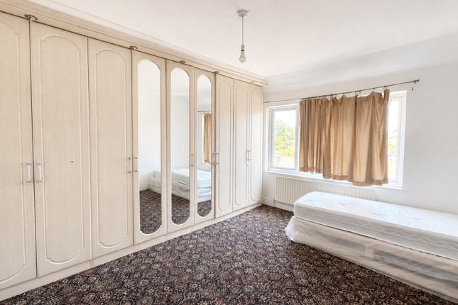 308, Lady Margaret Road, Southall photo 4