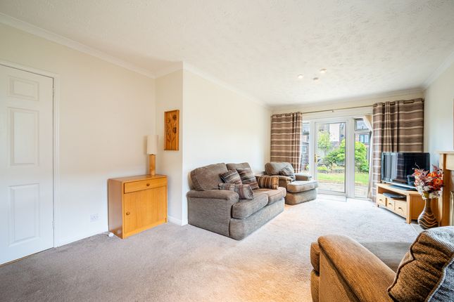 17, Culzean Drive, Glasgow photo 3