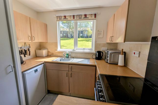 80 Strawberry Hill, Tolroy Manor Holiday Village, Hayle photo 3