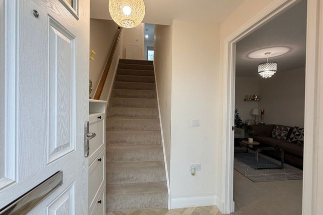 24 Dandelion Drive, Glasgow photo 2