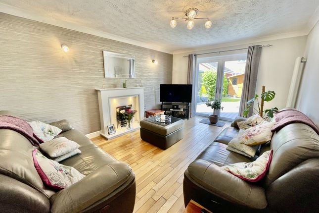 11, Southworth Way, Cleveleys photo 4