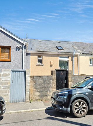8, Mount Pleasant Cottages, Mountain Ash photo 2
