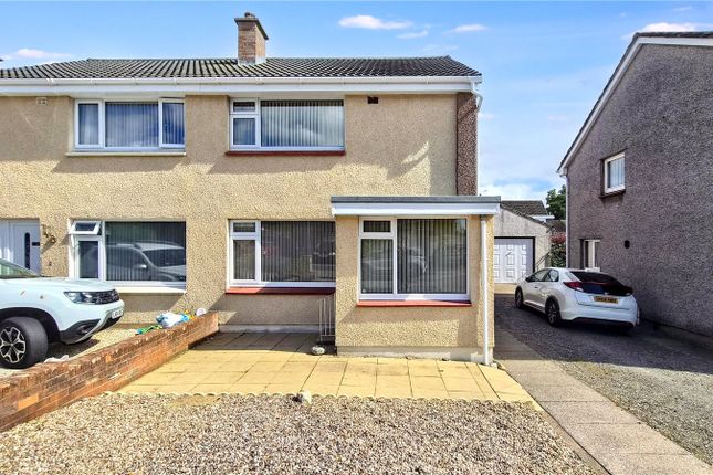 12, Airds Court, Dumfries and Galloway photo 2