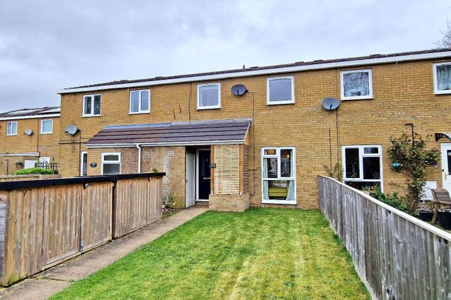Terraced house for sale in Lincoln Close, Bicester
