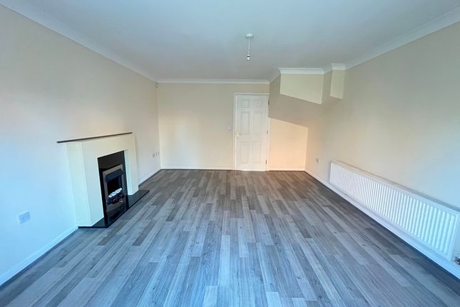 61 Honeysuckle Close, Doncaster photo 4