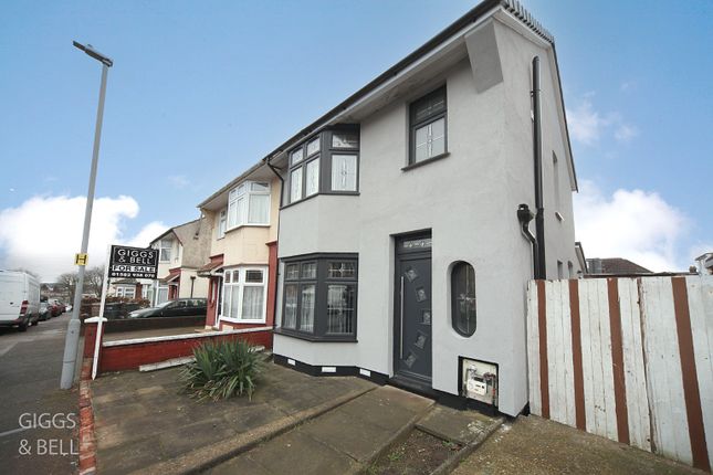 Thumbnail Semi-detached house for sale in Grantham Road, Luton, Bedfordshire