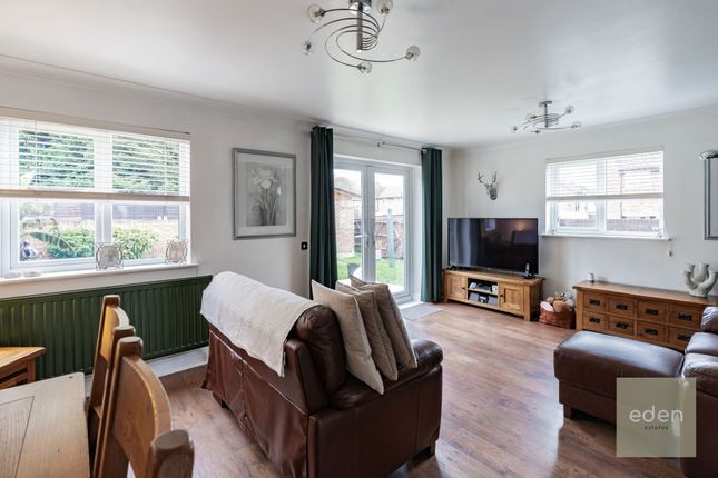 103 Blacklands, West Malling photo 3