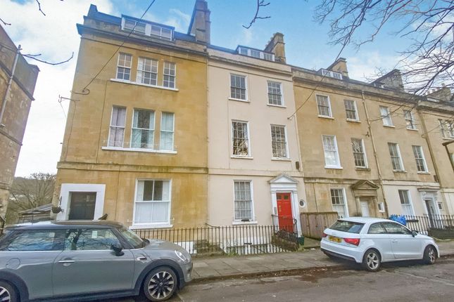 Flat for sale in Kensington Place, Bath