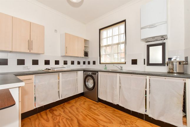 3-bed detached on 2, George Lane, Folkestone, £600,000