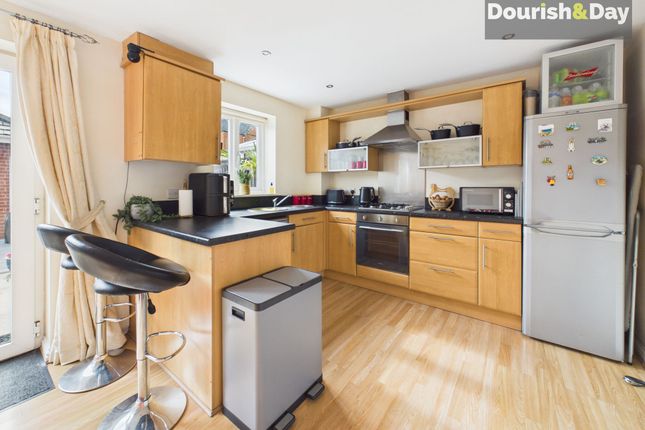20 Darwin Court, Whitchurch photo 3
