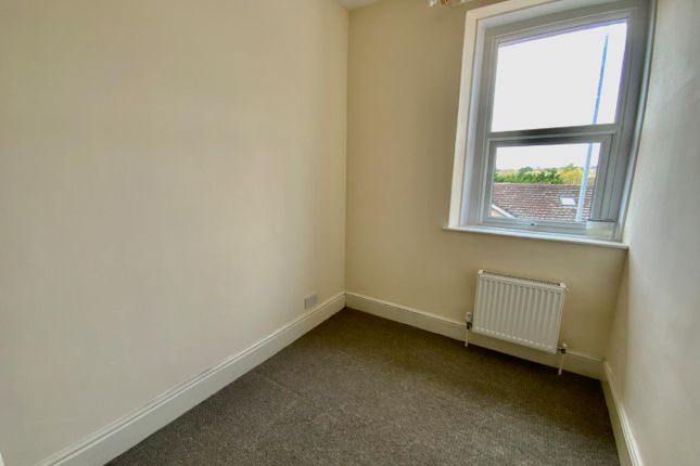 Terraced house to rent in Stanley Road, Warmley, Bristol