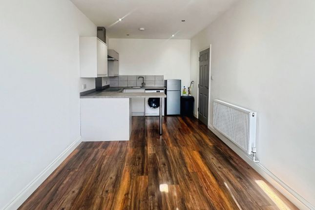 Flat 5, 15, Kingsway, Bedford photo 4