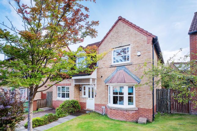 37, Badger Park, Broxburn photo 2