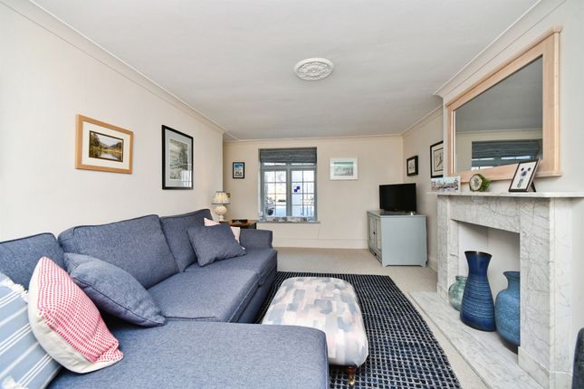 Maisonette, 32, Rock Grove, Brighton photo 2