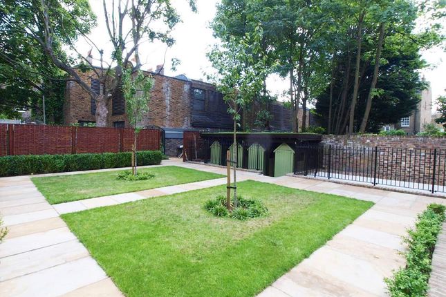 Flat 4, 88, Amwell Street, London photo 5