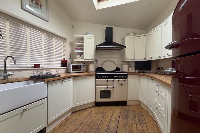 43, Lansdowne Road, Worcester photo 4