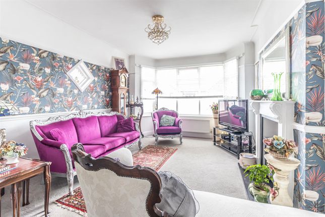 6, Walsingham Road, Southend-on-Sea photo 3