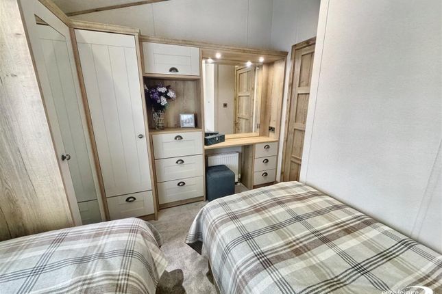 Mobile/park home for sale in Lakesway Holiday Home And Lodge Park, Levens, Kendal